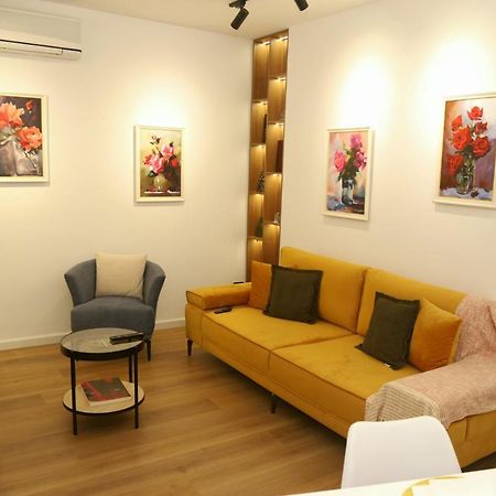 Mjolly Apartment Tirana Kültér fotó