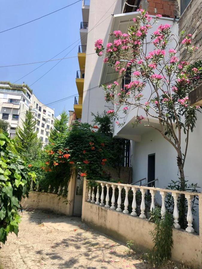 Mjolly Apartment Tirana Kültér fotó